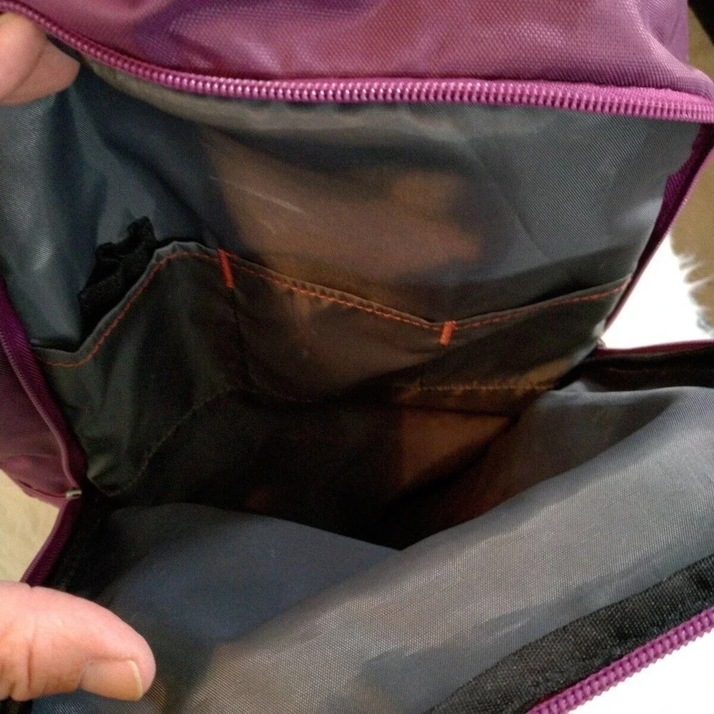 Case Logic Burgundy Backpack Pockets Adjustable Straps Pockets School